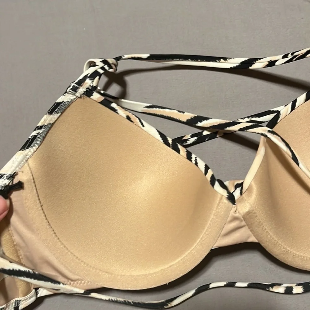 New Women’s Shade & Shore Zebra Print 34 C Bikini Top NWT